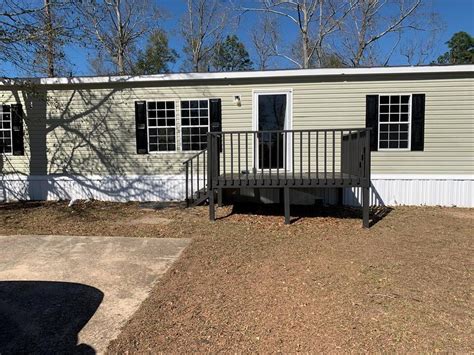 Mobile homes for rent in dothan al - 110 Bluffton Road Dothan AL. 4bd/2ba Single Family Home Located In Pine Lake Subdivision, Formal. Dining Room, Separate Shower In Master Bedroom, Eat-In Kitchen, Covered Patio, Double Garage. Contact Darrell Reid at 334-714-5312 For Viewing. Estimated Date Available 10/24/2023.